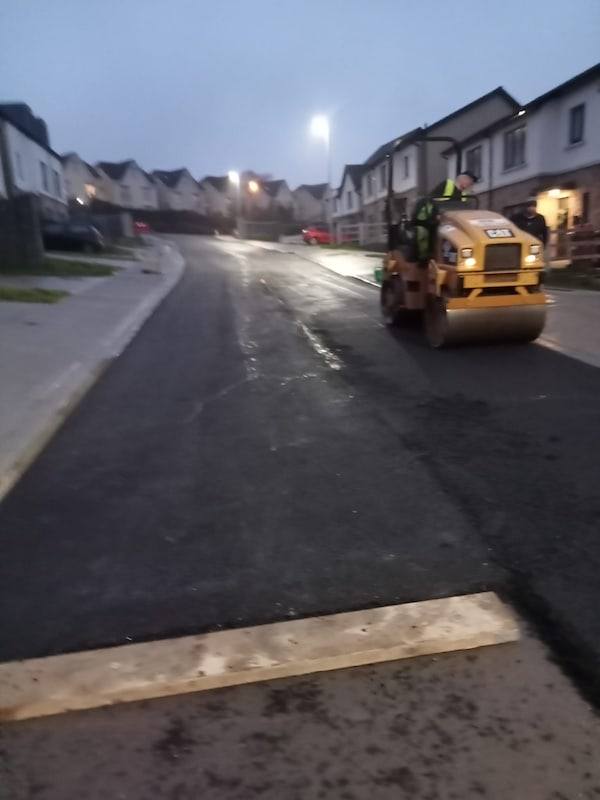 Housing estate job: rolling under the street lights