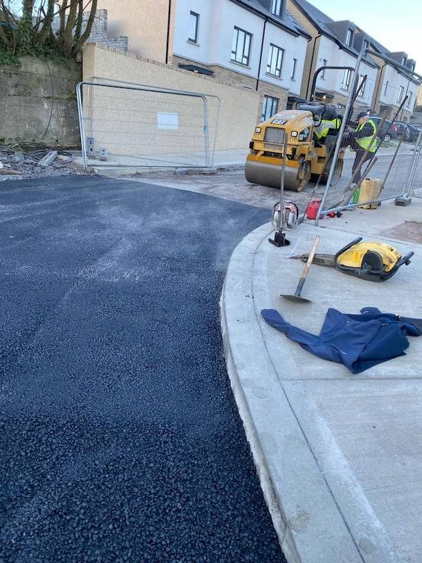 Housing estate job: tarmac to the kerb line